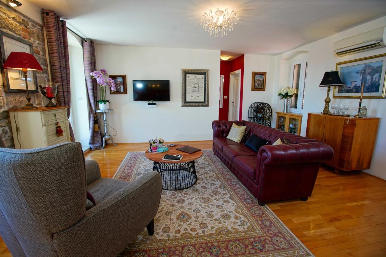 Boutique Guest Accommodation Zephyrus Split Exterior photo