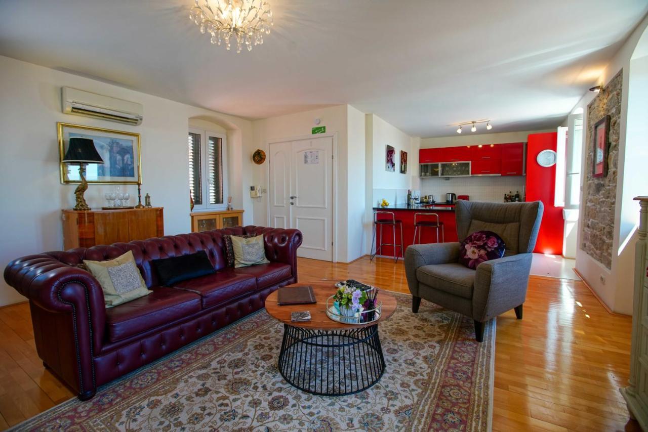 Boutique Guest Accommodation Zephyrus Split Exterior photo