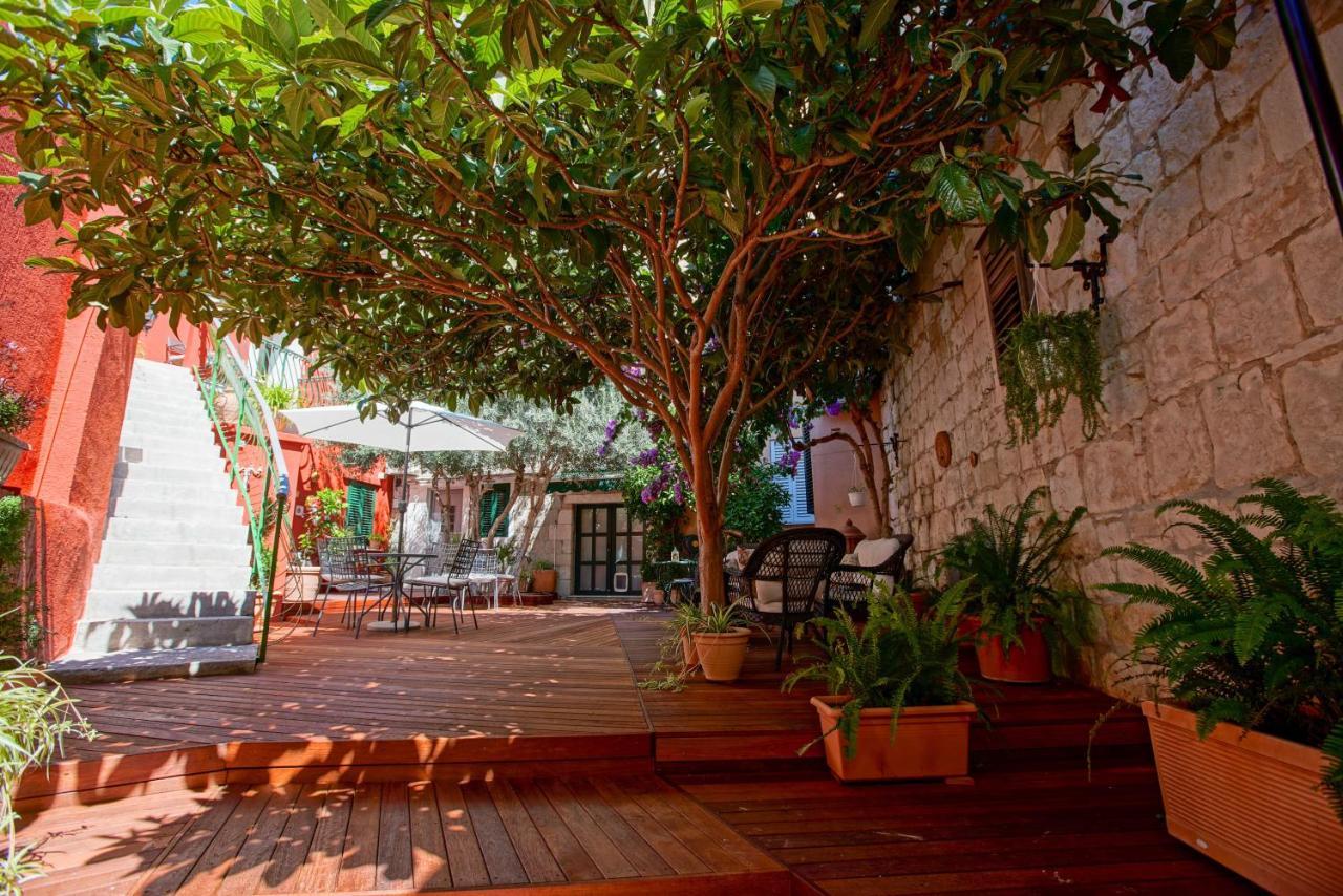 Boutique Guest Accommodation Zephyrus Split Exterior photo