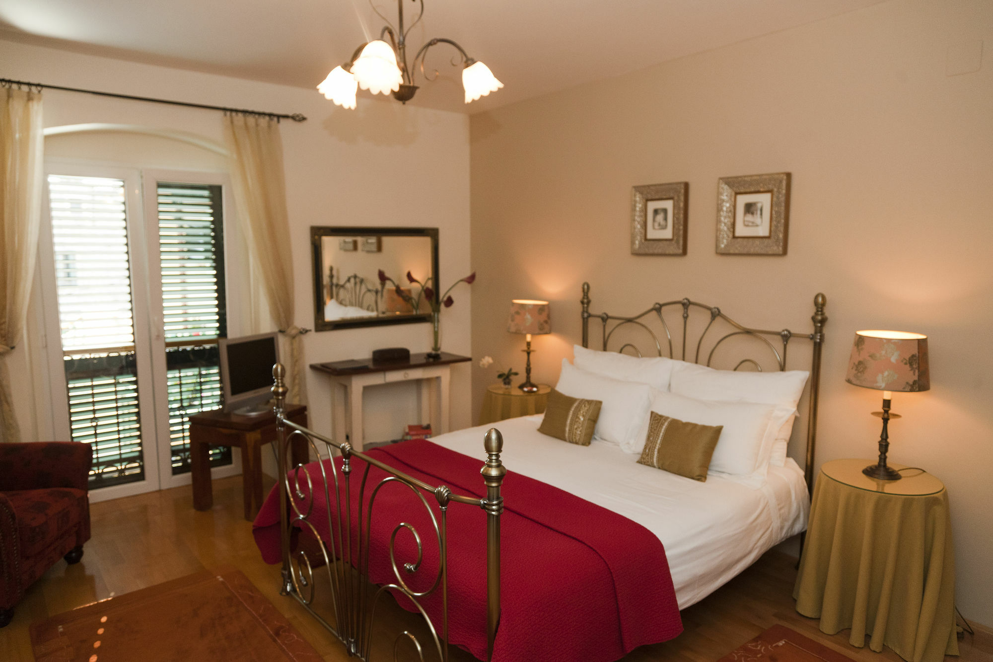 Boutique Guest Accommodation Zephyrus Split Exterior photo